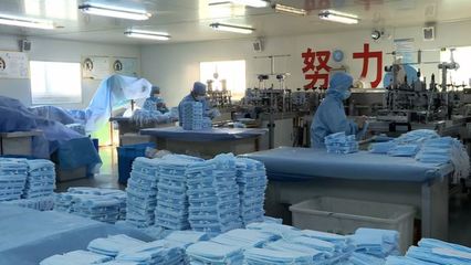 一“罩”难求的日子里 小口罩背后的大国力量与全民温度